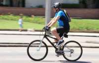 Pedalar na mão correta reduz em cinco vezes risco de colisão