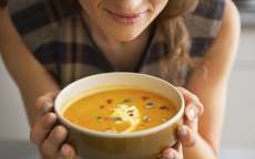 Sopa detox ajuda o organismo a eliminar toxinas e queimar gorduras
