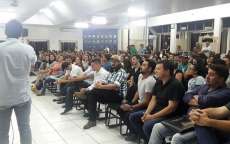 Pinh&atilde;o - Prefeito oficializa cobran&ccedil;a do transporte de universit&aacute;rios