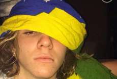 Filho da Madonna faz piada com Brasil