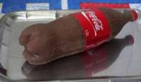 Receita de bolo prestigio feito dentro de garrafa pet faz sucesso. Veja e aprenda