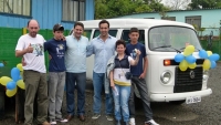 Pinh&atilde;o - Funda&ccedil;&atilde;o Foco de Luz recebe Kombi