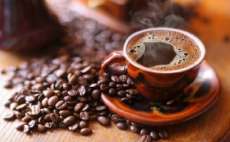 Quem toma caf&eacute; tem menos risco de morrer de doen&ccedil;a card&iacute;aca, diz estudo