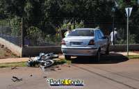 Laranjeiras - Siena colide em moto na Avenida Santos Dumont