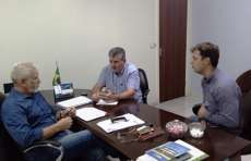 Guarania&ccedil;u - Osm&aacute;rio recebe visita de representantes da Cohapar