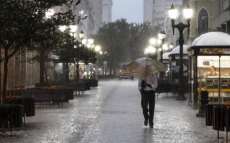 Frente fria traz mais chuva no Paran&aacute; no fim de semana; temperaturas caem na segunda