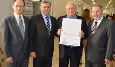 Tr&ecirc;s Barras - Contador Dalvo koerich recebe Comenda Du&iacute;lio Luiz Bento pelo trabalho prestado a Contabilidade P&uacute;blica do Paran&aacute;
