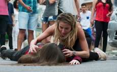 'Malha&ccedil;&atilde;o': Manuela &eacute; atropelada