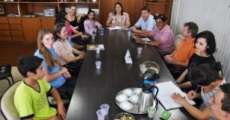 Laranjeiras - Prefeita Sirlene recebe alunos do Grêmio Estudantil do Colégio Estadual do Passo Liso