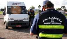 DER-PR retira ve&iacute;culos clandestinos das estradas