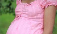 Menina de 12 anos quer se casar com o pai que a abusou e engravidou