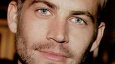 Morte de Paul Walker &eacute; confirmada por danos traum&aacute;ticos e t&eacute;rmicos