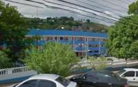 Polícia investiga estupro coletivo de garota de 13 anos dentro de escola