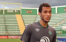 Zagueiro Neto &eacute; resgatado com vida