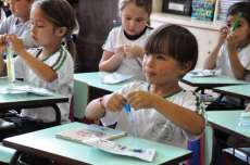 Laranjeiras - Semusa entrega kits de prevenção odontológica e beneficia mais de 3 mil alunos da rede municipal