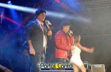 Virmond - Show com Teodoro e Sampaio re&uacute;ne uma multid&atilde;o na pra&ccedil;a central
