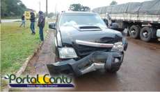 Ibema - Caminh&atilde;o atravessa BR, S10 n&atilde;o consegue frear e acaba batendo