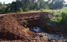 Porto Barreiro - Via&ccedil;&atilde;o e Obras trabalha na recupera&ccedil;&atilde;o de estradas, bueiros e pontes