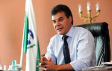 Governador Beto Richa confirma sa&iacute;da de oito secret&aacute;rios de Estado