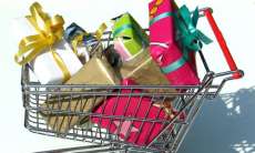 Veja dicas para economizar nas compras de Natal