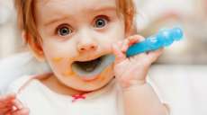 9 alimentos que seu filho DEVE comer para evitar problemas f&iacute;sicos e psicol&oacute;gicos