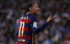 Neymar comemora indica&ccedil;&atilde;o ao lado de Messi para "final" da Bola de Ouro