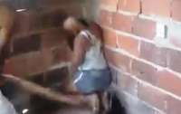 Suposto traficante que teria espancado mulher a pauladas em vídeo é preso