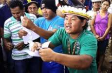 Paran&aacute; - Impasse com os &iacute;ndios pode levar ao fechamento da ponte de Gua&iacute;ra