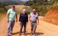 Guarania&ccedil;u - Comunidade de S&atilde;o Pedro recebe equipe do setor de Via&ccedil;&atilde;o