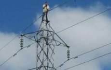Desesperado, homem fica em torre de alta tens&atilde;o por seis horas