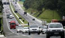 BR-277 espera 145 mil carros no feriad&atilde;o