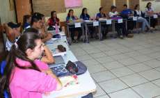 Tr&ecirc;s Barras - Secretaria de Meio Ambiente e Vigil&acirc;ncia Sanit&aacute;ria ministraram palestra educativa