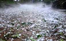 Porto Barreiro - Forte chuva de granizo cai em Porto Santana