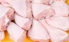 N&atilde;o lave o frango antes de cozinh&aacute;-lo! Saiba mais