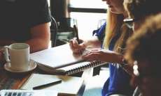 Nos postos mais altos, diferen&ccedil;a salarial entre mulheres e homens supera 50%