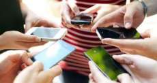 Em 2015, consumidores falaram menos ao celular e aumentaram o uso de internet