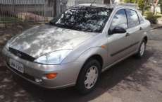 Vende-se Focus Sedan 2003 1.8