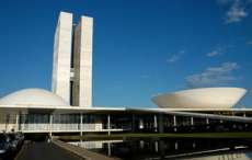 Congresso vota veto dos royalties, Paran&aacute; pode ganhar R$ 490 mi ao ano