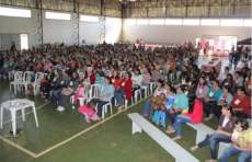 Nova Laranjeiras - 600 mulheres participam de encontro em homenagem ao Dia das M&atilde;es
