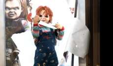 "A Maldi&ccedil;&atilde;o de Chucky": pegadinha aterroriza pessoas em ponto de &ocirc;nibus. Veja