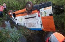 Trag&eacute;dia no Paran&aacute;. Ambul&acirc;ncia cai em a&ccedil;ude; m&eacute;dica, motorista e paciente morrem