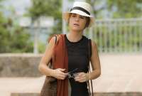 'A Lei do Amor': Hel&ocirc; acredita ter visto Isabela andando na rua