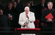 Papa Francisco condena terrorismo, guerras e corrup&ccedil;&atilde;o