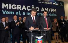 Emissoras de r&aacute;dio paranaenses AM migram para a frequ&ecirc;ncia FM. Quatro da Cantu