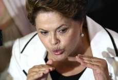 Dilma convoca ministros para reuni&atilde;o de emerg&ecirc;ncia sobre protestos anticopa