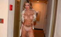 Vestido de Andressa Urach vira piada na internet