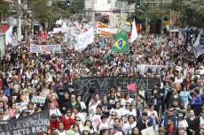 Reuni&atilde;o entre Governo e Servidores n&atilde;o tem acordo e greve continua