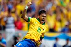 "N&atilde;o &eacute; um craque", dispara Dunga sobre Neymar