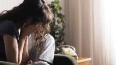 Mulheres sofrem mais com t&eacute;rminos, mas se recuperam melhor, aponta pesquisa