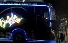 'A For&ccedil;a do Querer': Zeca coloca nome de Jeiza no &ocirc;nibus